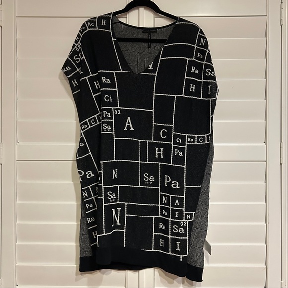 Sarah Pacini Sweaters - Sarah Pacini Periodic Table Design Tunic Sweater Black White Size Medium